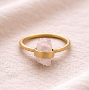 Raw Rose Quartz Ring • Gold Tone Minimalist Boho • Size 7